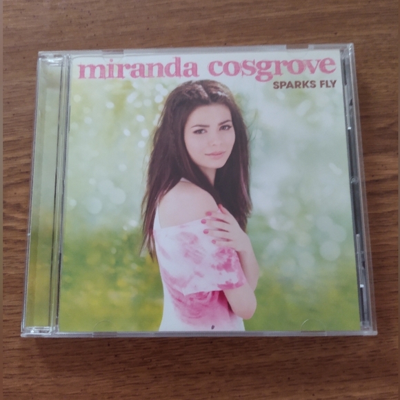 Miranda Cosgrove Sparks Fly CD - Picture 1 of 3